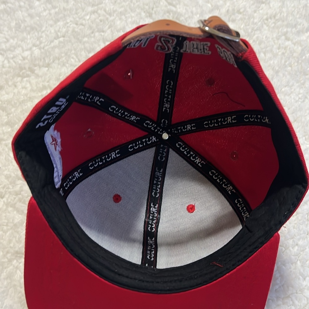 2 TRU adjustable hat. - Picture 5 of 6